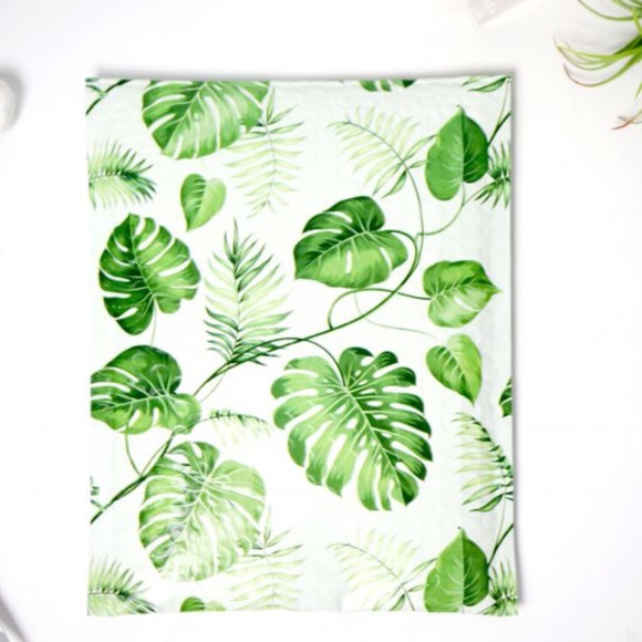 10 6.5x10 banana leaves poly bubble mailers - Picture 1 of 1